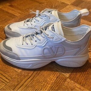 Valentino Sneakers- retro look. Limited edition